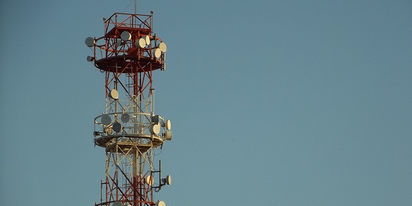 Suspensión del cómputo de intereses moratorios por vulneración del plazo razonable en sede administrativa: Caso Telefónica